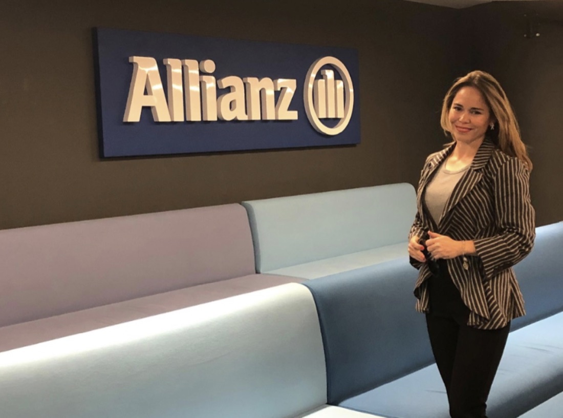 Allianz ofisinde bir eğitim ziyaretinde
